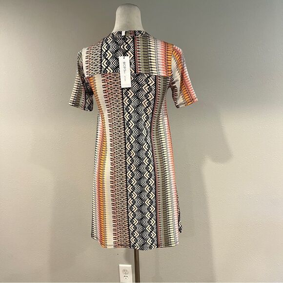 BCBGeneration Multicolor Geometric Pattern short sleeve mini Dress size XS - Picture 5 of 12